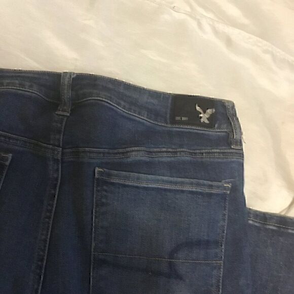 American Eagle Medium Wash Whisker Skinny Jeans 12 - Picture 8 of 9